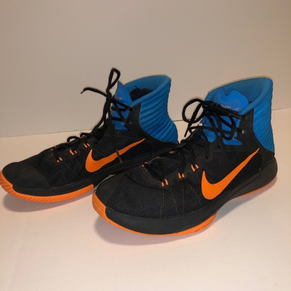 Nike Mens High Tops Size 8US